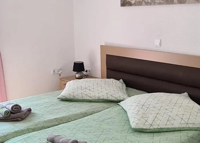 Kalybeach Apartman *